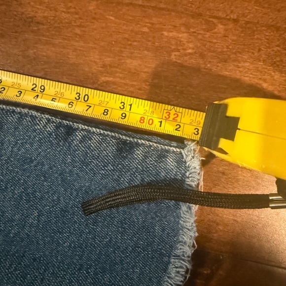 Good American Flare Jeans - Picture 7 of 7